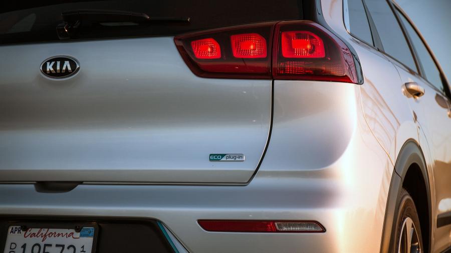 Детали экстерьера Kia Niro Plug-In Hybrid (DE) 2018 года  (NA) (фото 25 из 47)